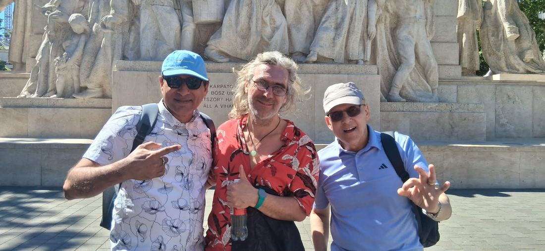 Group photo at the Kossuth Memorial, Budapest